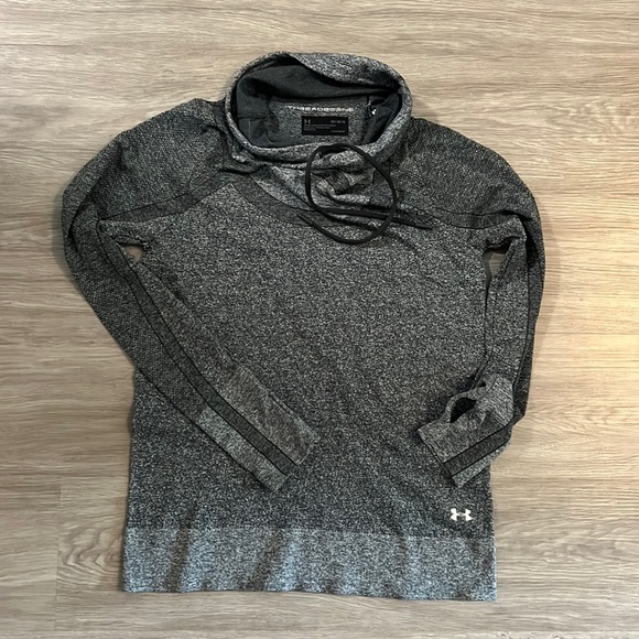 Under Armour Tops - Under armour thread borne fitted seamless funneck- never worn!